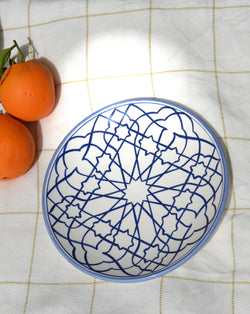 Porcelain plate with architectural pattern